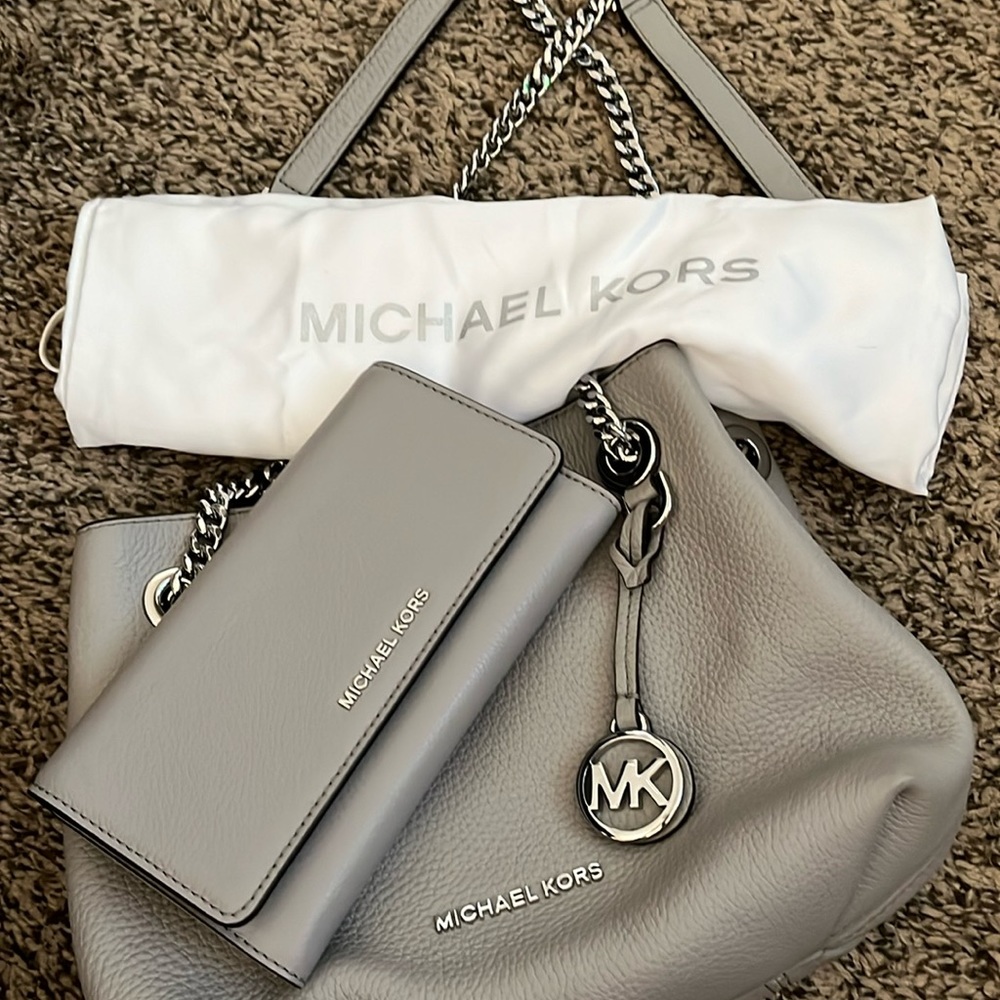 Michael Kors handbag and wallet / with bag